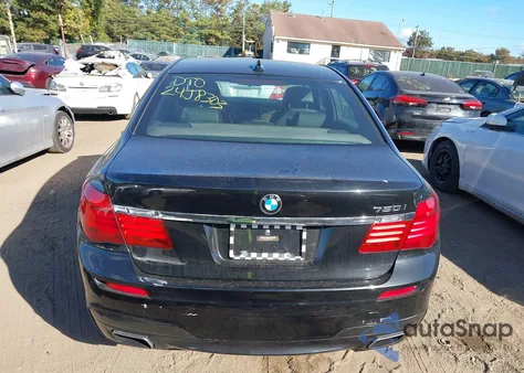 2013 BMW 740I из США, поврежденный, VIN WBAYA6C53DC995336